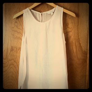 2 for 1 sleeveless tunics!